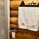 山林小屋 The Forest House La Comballaz