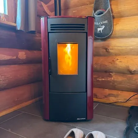 The Forest House ロッジ La Comballaz